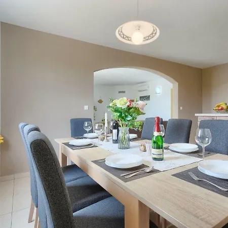 Villa Jasmin * Rasa